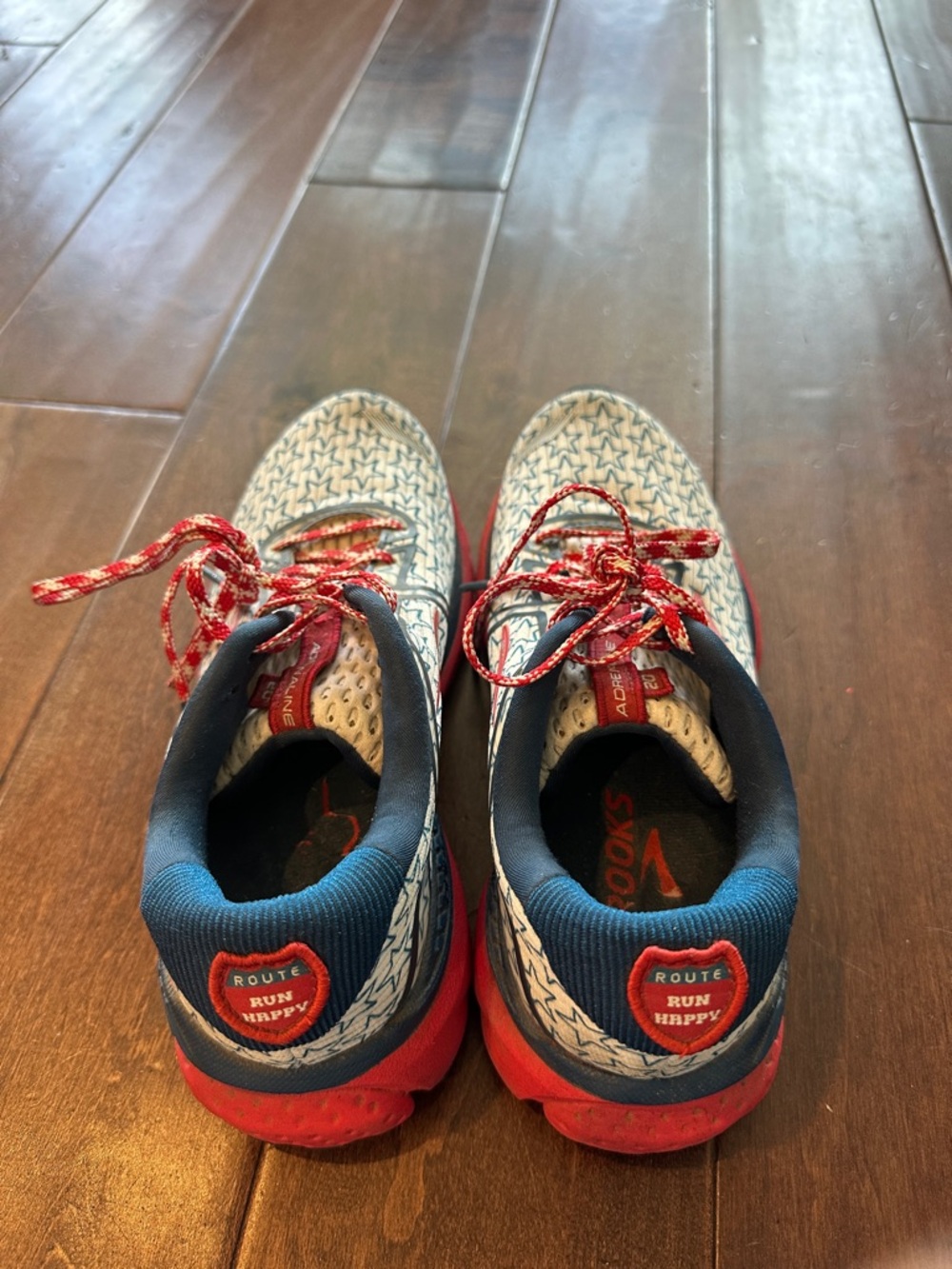 Brooks Adrenaline 20 Women’s Running Shoe Star-Pattern in Blue and Red - Picture 3 of 7